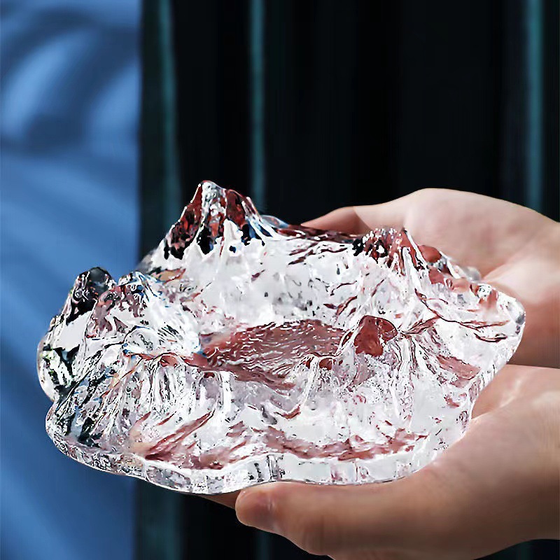 Glass Ashtray：透明な美しさと耐久性の完璧な組み合わせ！