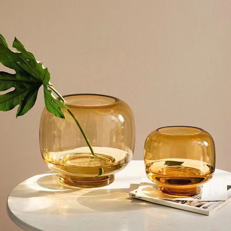 インスタ映えする大きなお腹の丸い花瓶